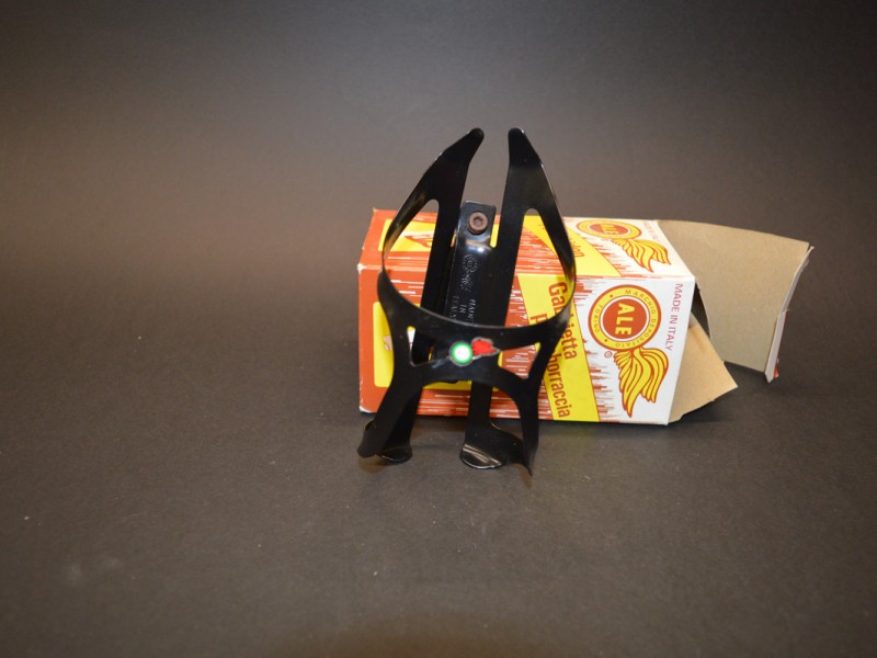 Ale vintage bottle cage NOS