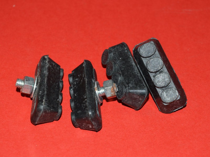 NOS Lee Chi brake pads blocks shoes old school bmx 2 pairs black