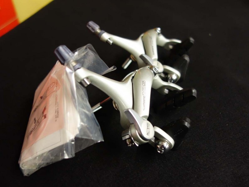 Nos Shimano 105 brake calipers BR-1055 Long Axles 47mm/30mm vintage light silver