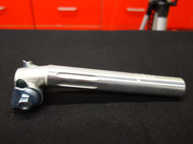  Sakae Ringyo SR CT-P6 seat post saddle clamp fluted alloy 26,6mm/170mm 80s nos