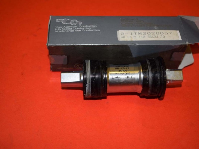 Shimano BB-UN72 Bottom bracket 113mm XT Ultegra ITALIAN threaded square NIB