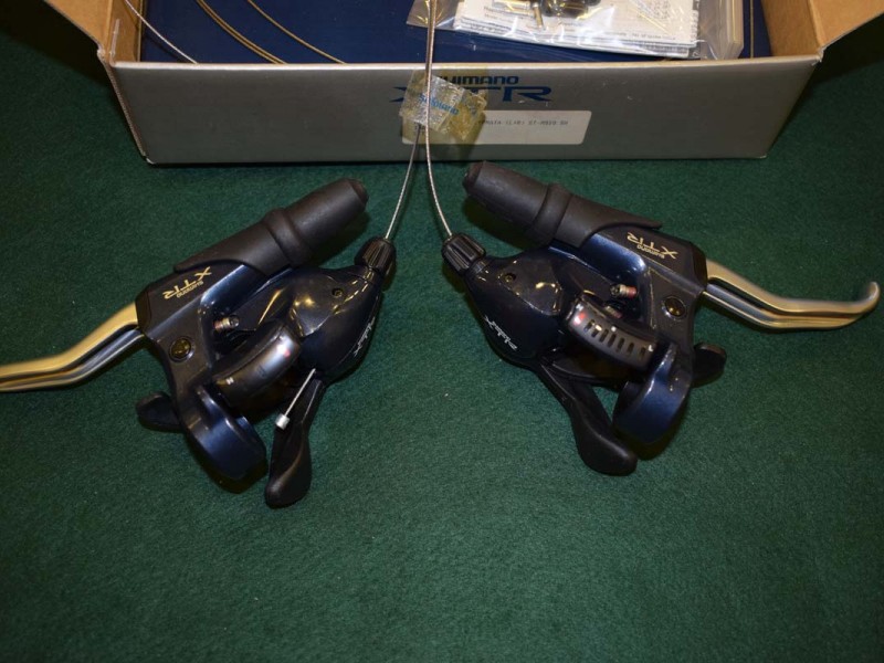 Shimano XTR ST M910 Shifter Brake lever Set 3x8 speed vintage mtb dark blue NOS NIB