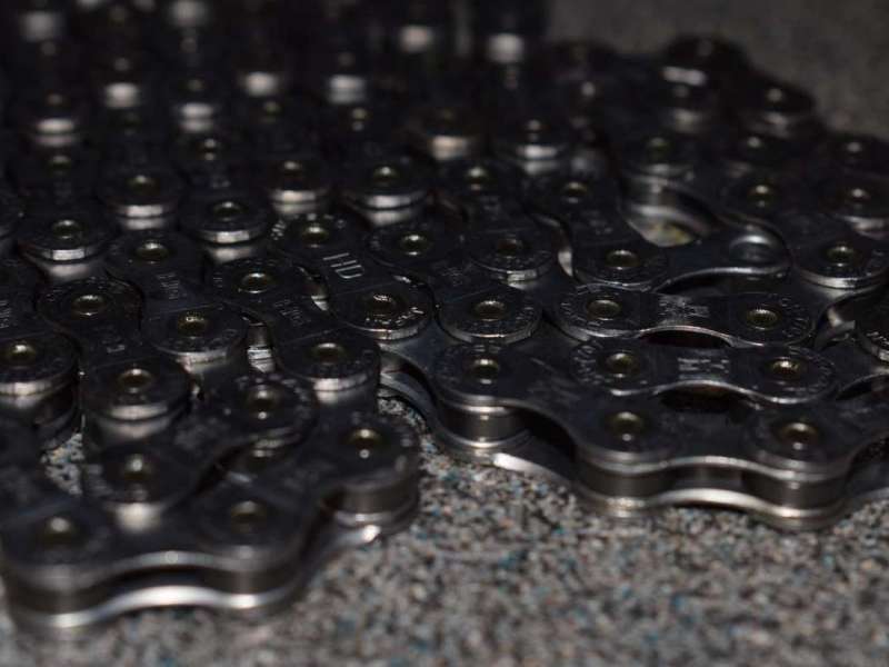 Shimano chain 9 speed CN-7701 108 links Super Narrow HG-Type DURA ACE XTR New