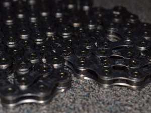 Shimano chain 9 speed CN-7701 108 links Super Narrow HG-Type DURA ACE XTR New