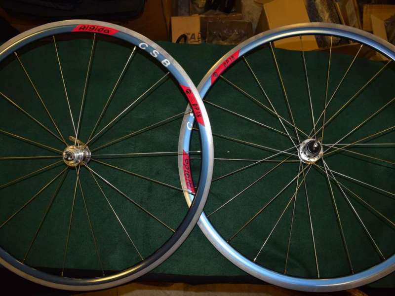 RIGIDA CSB DP18 wheel Set 700c 28'' double wall rim sealed bearing hub 8sp NOS