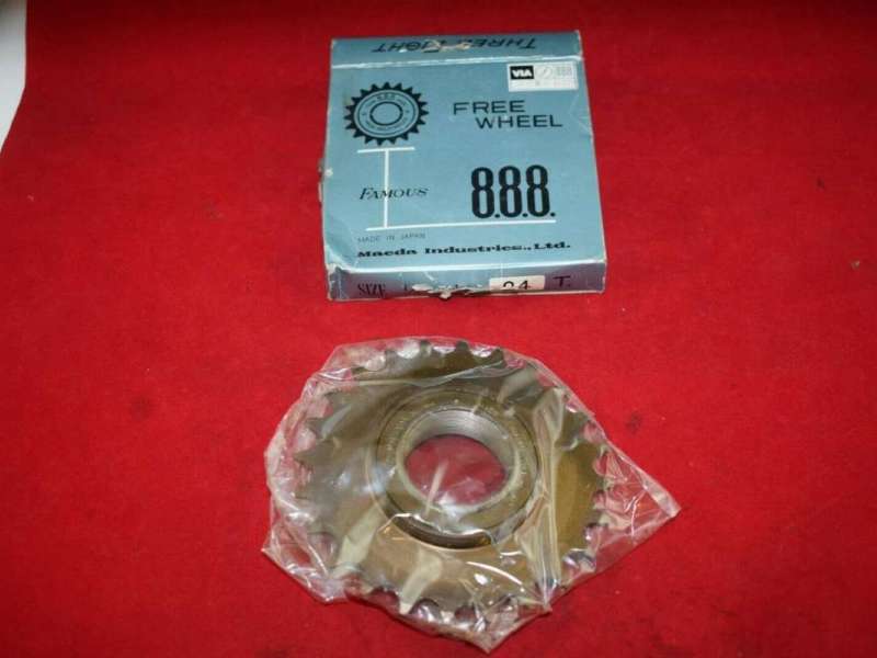 8.8.8. Freewheel Maeda Industries stamped NJS 1/2 x 1/8 24 teeth vintage NOS NIB