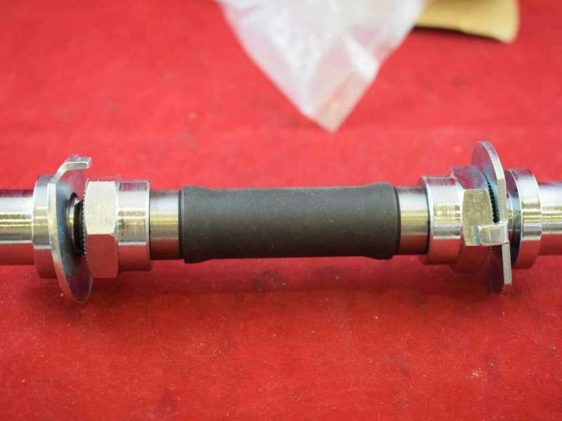 HARO front MEGA HUB female axle spindle 14mm Bolts Special Washers NOS NIB