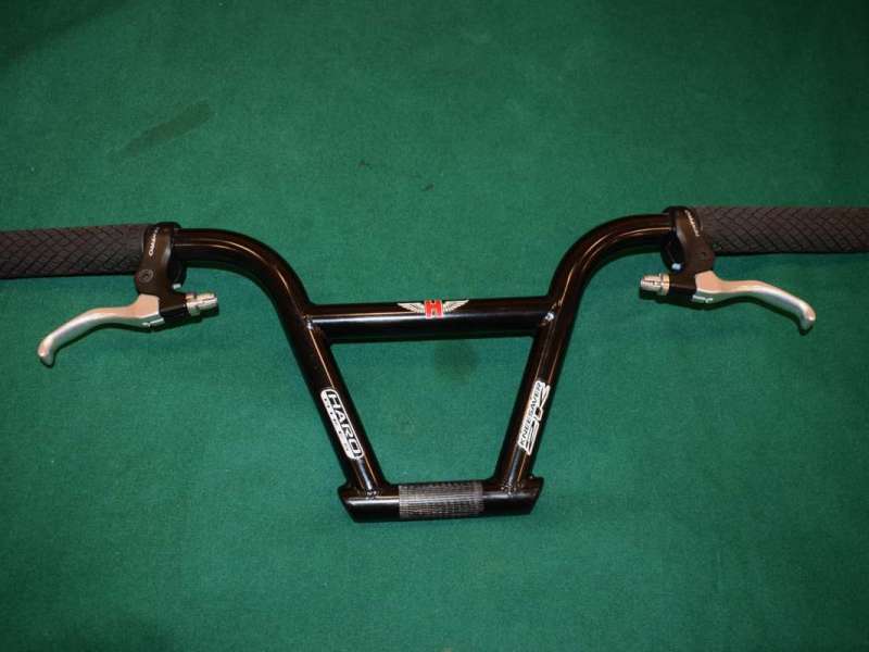 Haro Kneesaver bmx handlebar mid school Cromo 4130 with brake levers & grips NOS