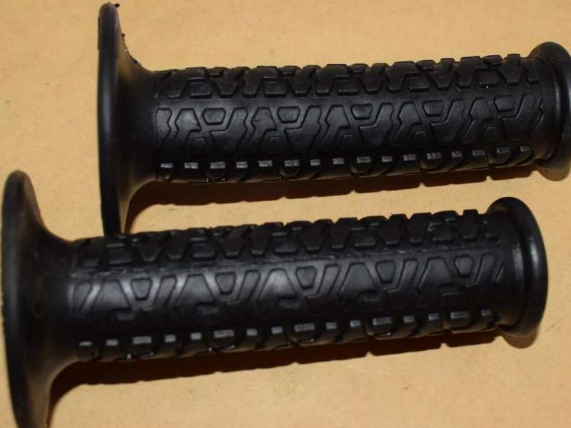 Old school bmx grip set UNION vintage black 1980s soft grip 120mm length NOS