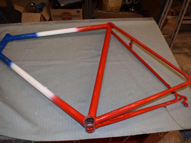 Vintage road racing frame steel 60cm / 58cm 126mm 6-7sp needs repaint NOS