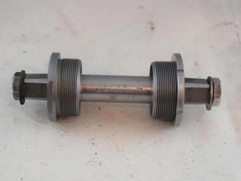 Sugino 75 NJS bottom bracket MS-68 MV-68 LP BSA English 109mm Vintage 1980's NOS
